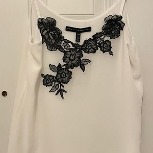 White house black market tank top. Black/ white Xxs. Never worn, new with tags!